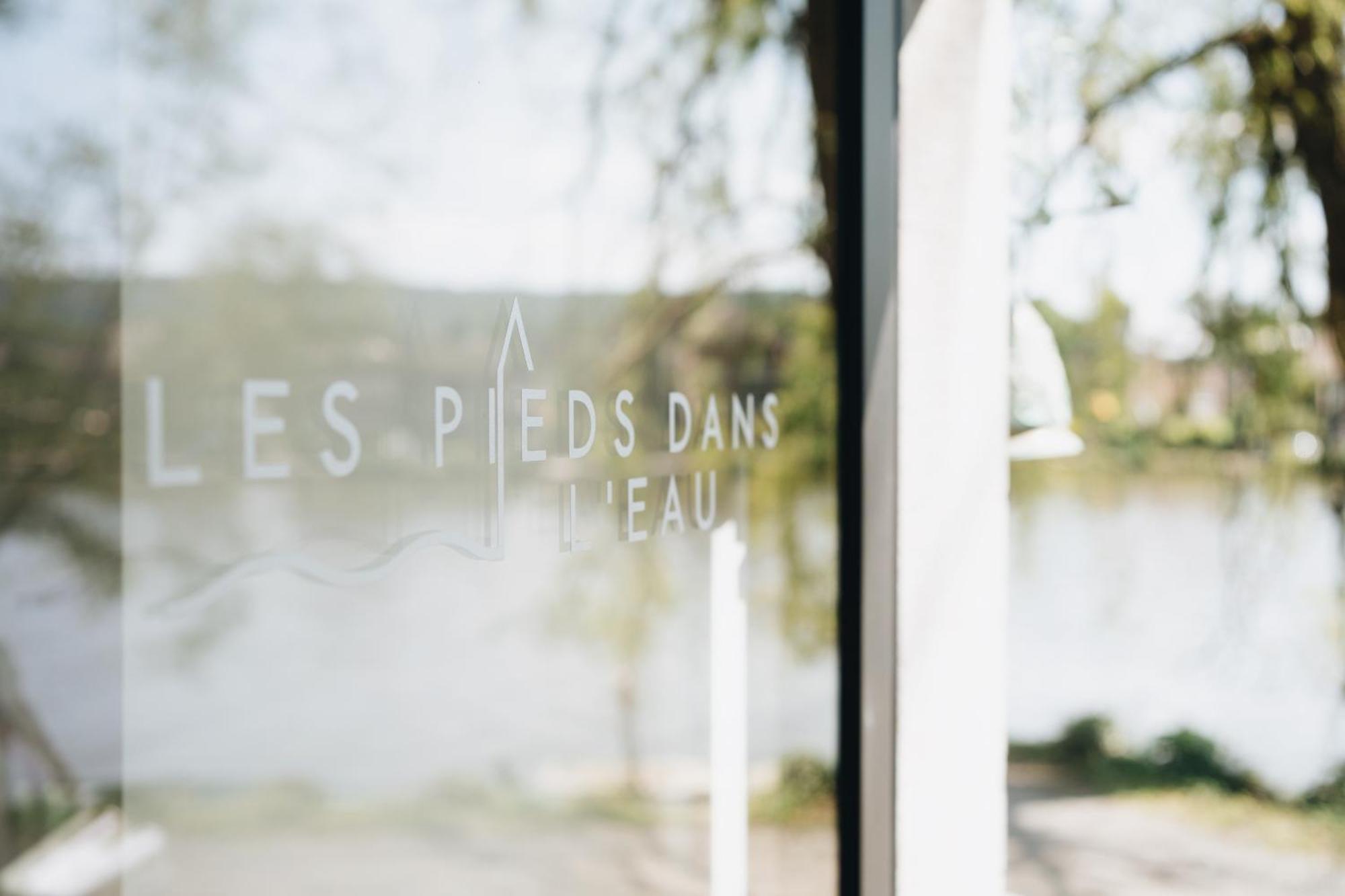 فيلا Pieds Dans L'Eau Private Wellness Bordure De Meuse Lustin المظهر الخارجي الصورة